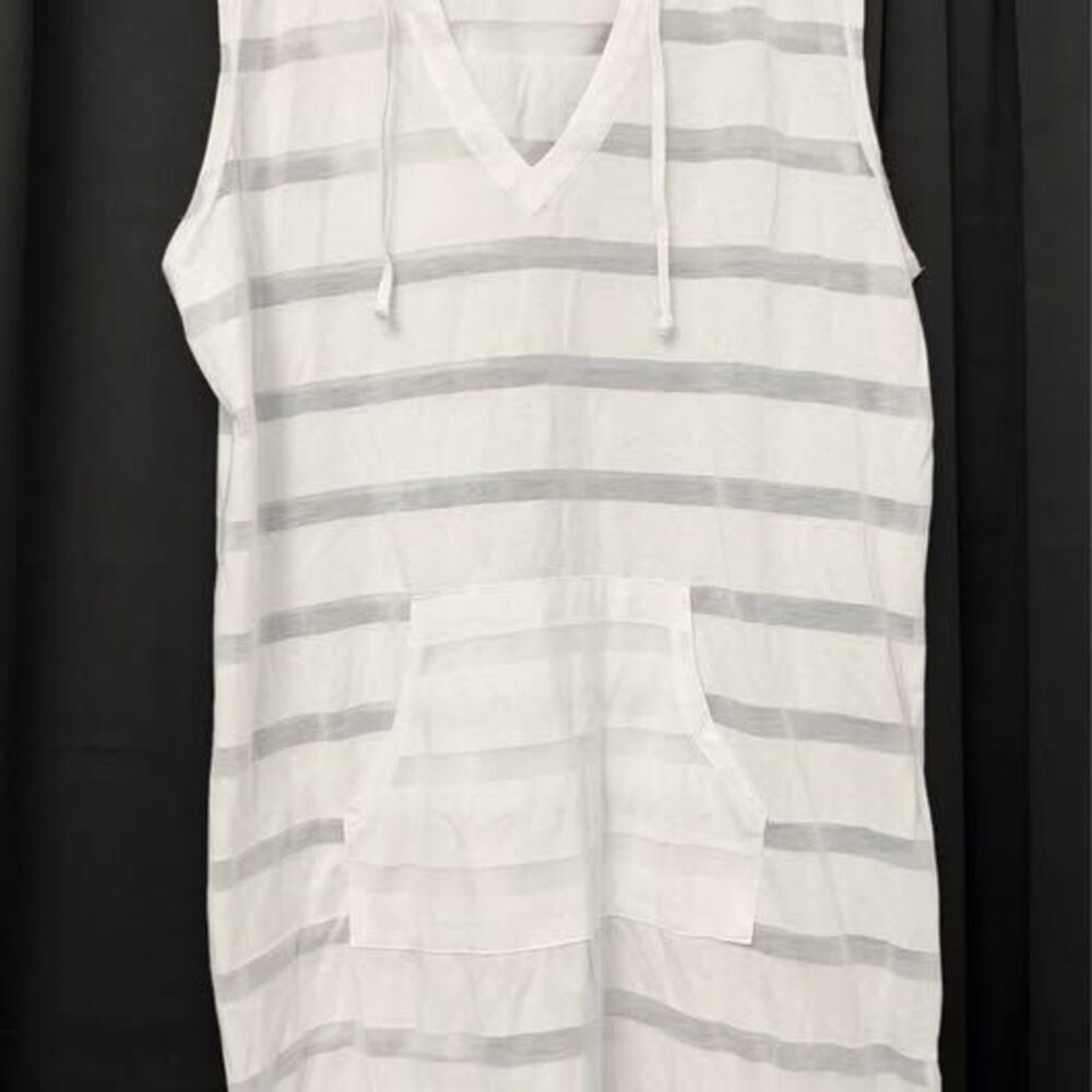 Jaclyn Smith Women’s cover up dress - size Large